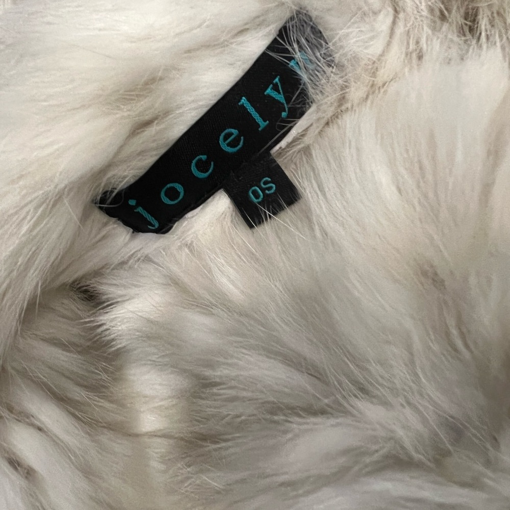 Jocelyn White rabbit fur infinity scarf - worn once - Picture 6 of 6